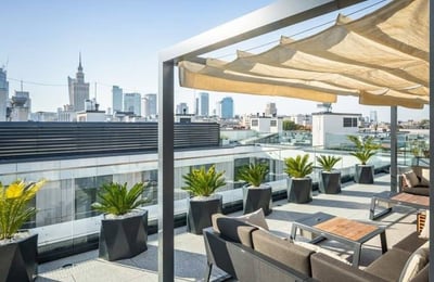 Alquiler de un amplio apartamento de 3 habitaciones, 117 m², distrito Śródmieście, Varsovia, Polonia